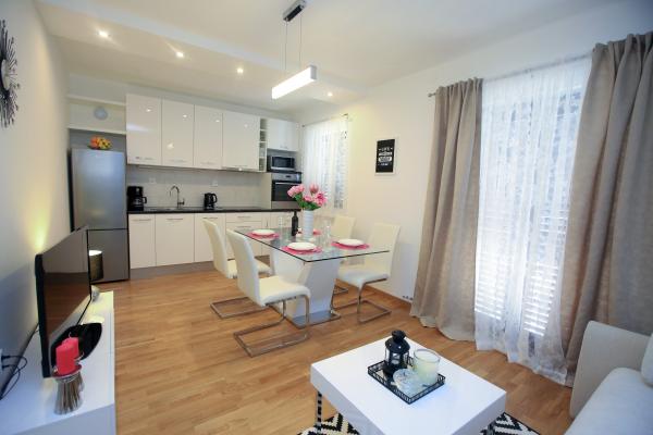 Apartmani Tin&Tin – fotografija 1