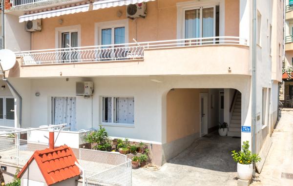 Apartmani Klara – fotografija 2