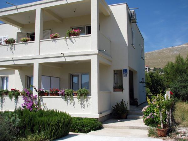 Apartmani Ana – fotografija 3