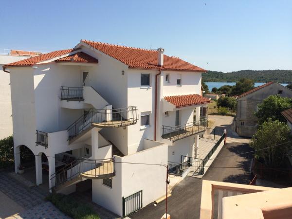 Apartmani Nataša – fotografija 3