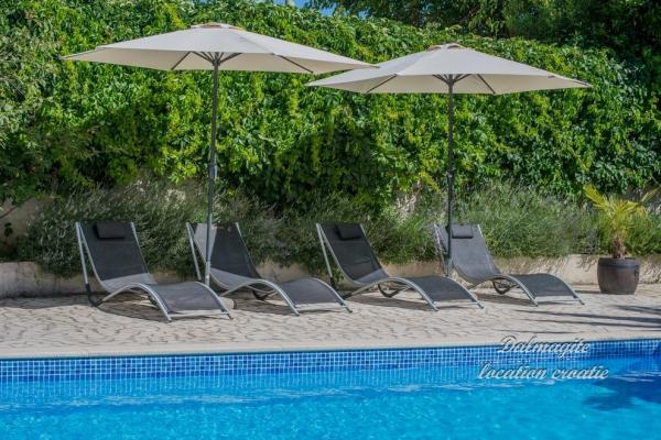 Apartmani Ulika – fotografija 3
