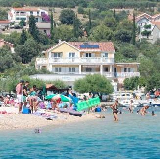 Apartmani Sunce – fotografija 2