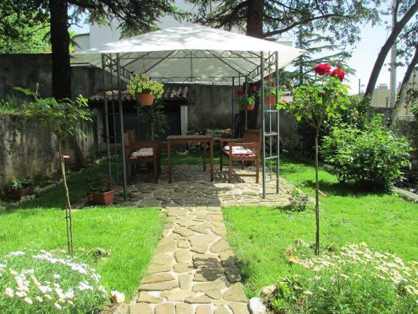 Apartmani Villa Edmea – fotografija 1