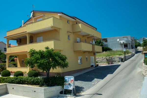 Apartmani Meri – fotografija 1