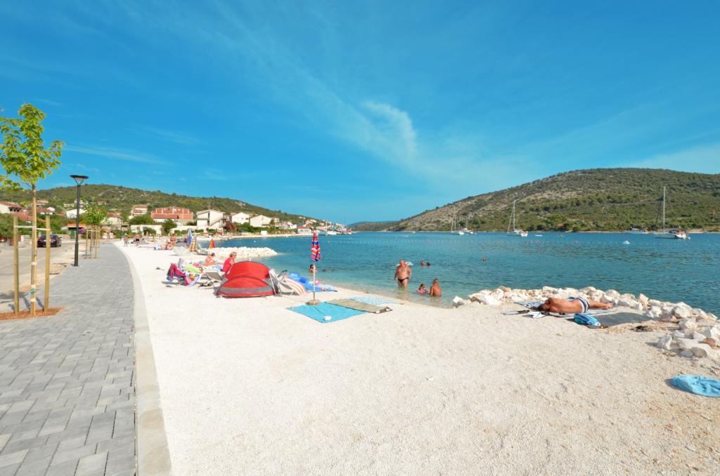 Apartmani Nina – fotografija 4