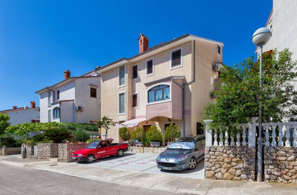 Apartmani Ola – fotografija 1