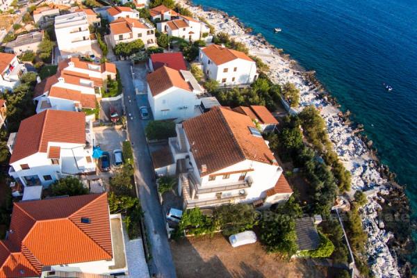 Apartmani Iris – fotografija 2