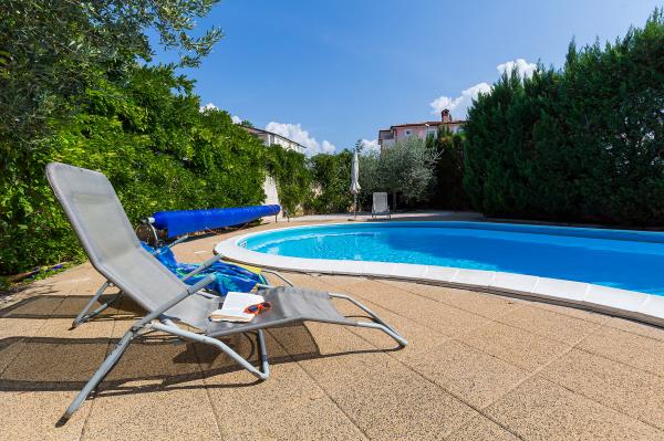 Apartmani Mečulj – fotografija 2