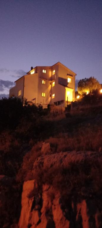 Apartmani Luka – fotografija 2