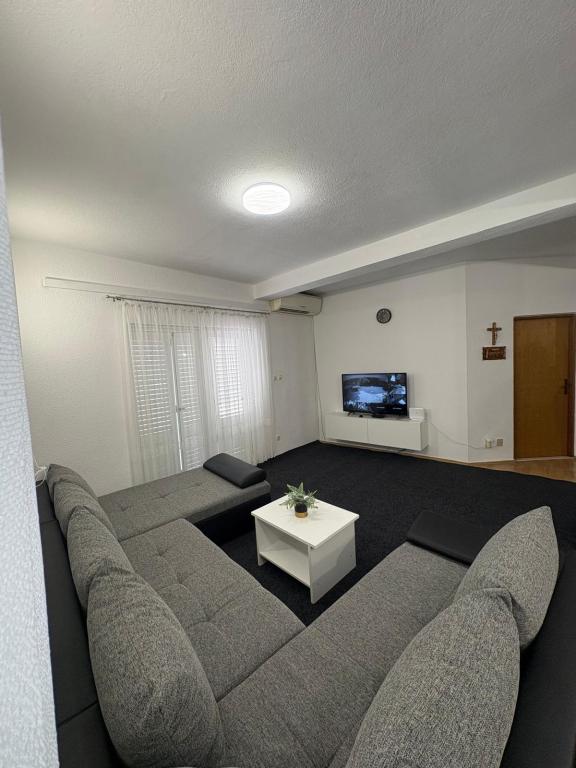 Apartmani Denis – fotografija 5