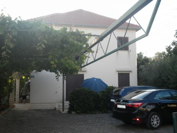 Apartmani Dadić – fotografija 3