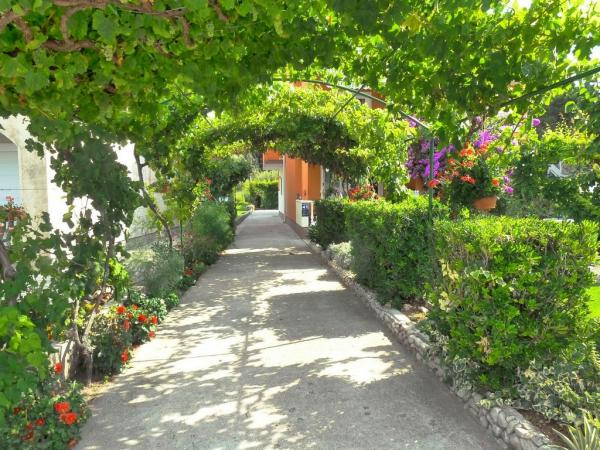 Apartmani Lino Ivče – fotografija 2