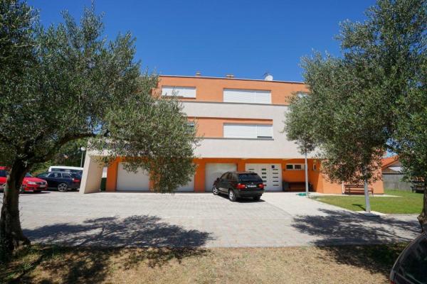 Apartmani Nika – fotografija 2