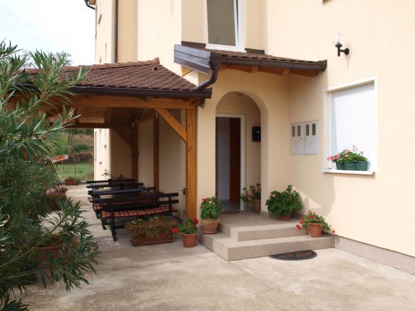 Apartmani Mirakul – fotografija 1