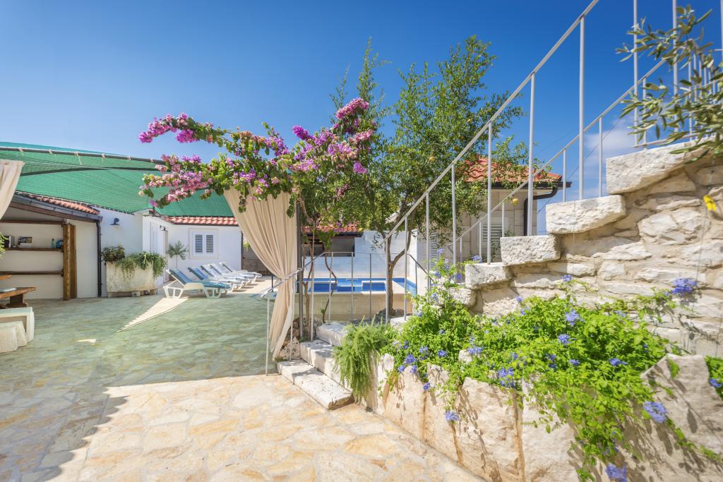 Vila Škrika – fotografija 6