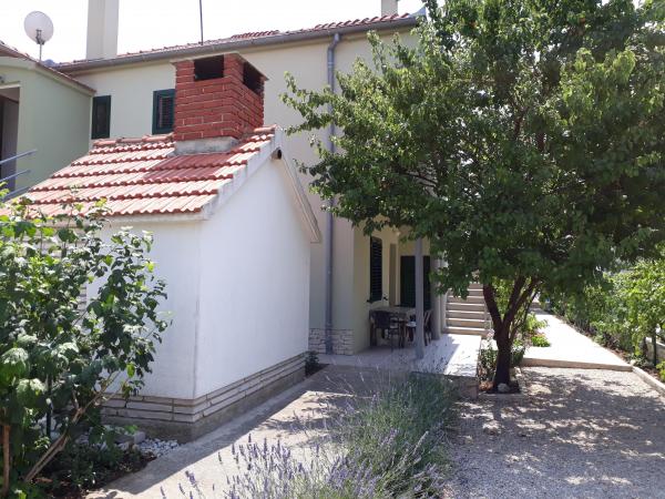Apartmani Arula – fotografija 2