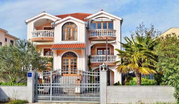 Apartmani Klarić – fotografija 2