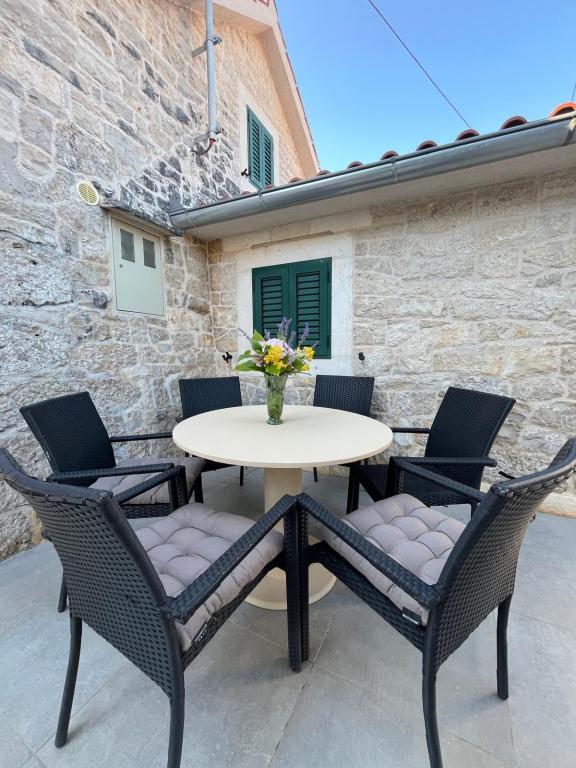 Didov kameni Dvor Stone House – fotografija 5