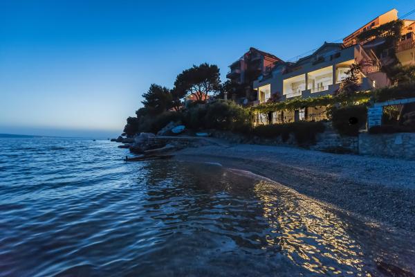 Apartmani Bougainvillea Beach House – fotografija 2