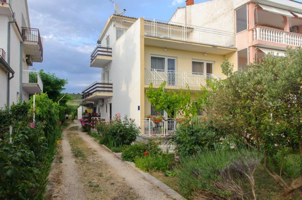 Apartmani Atis – fotografija 2