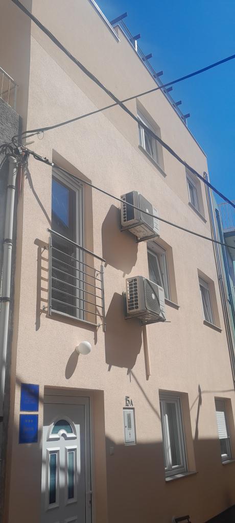 Apartmani Luce i Nino – fotografija 1
