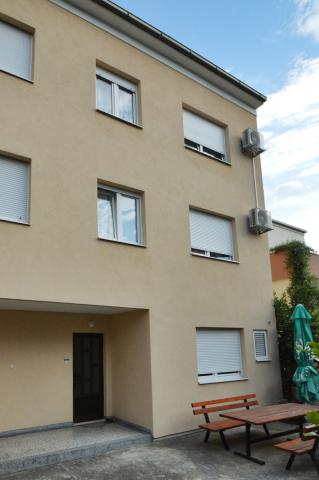 Apartmani Zelux – fotografija 3