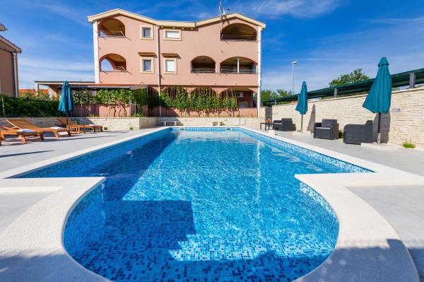 Apartmani Cukreni – fotografija 2