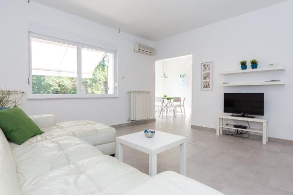 Apartman One4all Comfort – fotografija 2