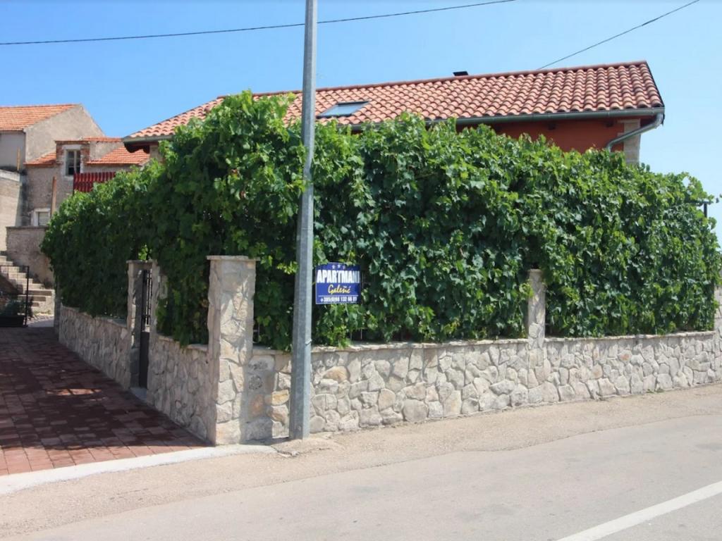 Apartmani Galešić – fotografija 2
