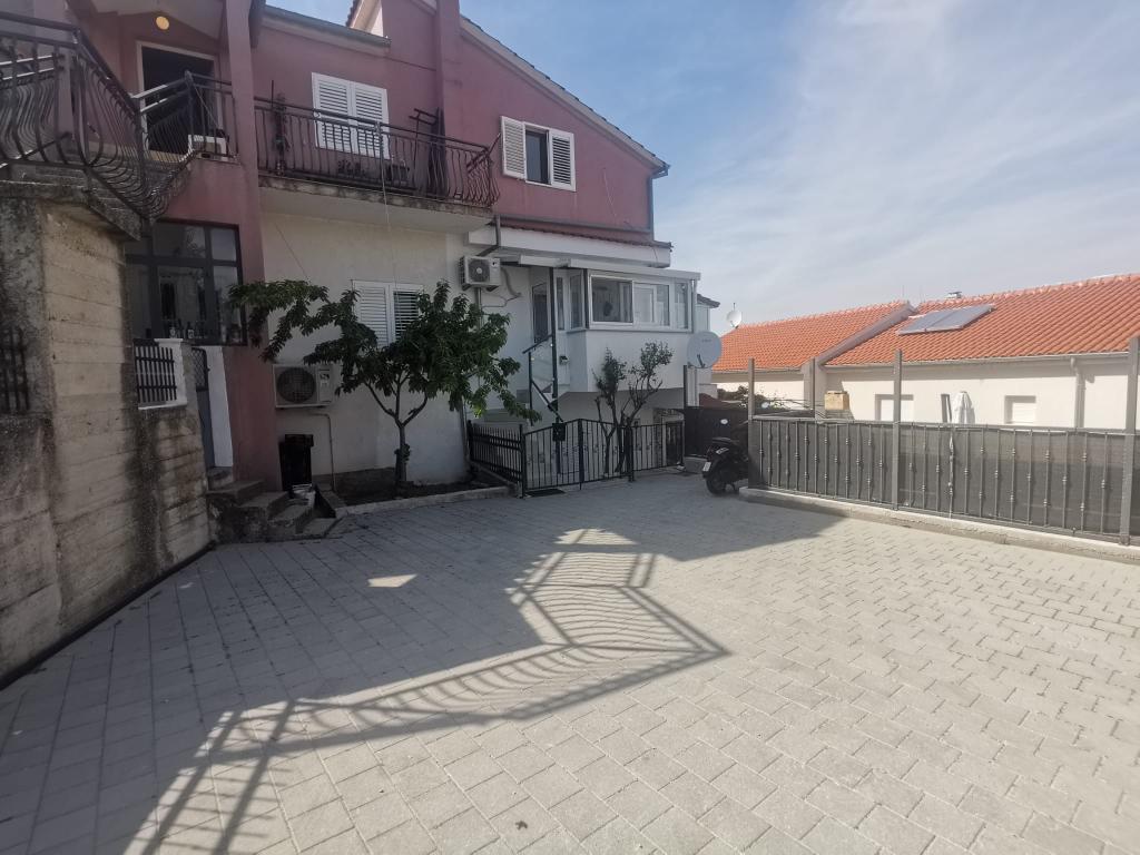 Apartmani Braavos Mandalina – fotografija 3