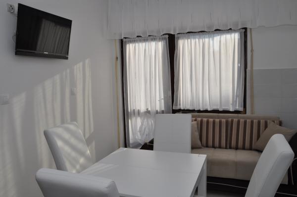 Apartman & Sobe Stojanov – fotografija 5