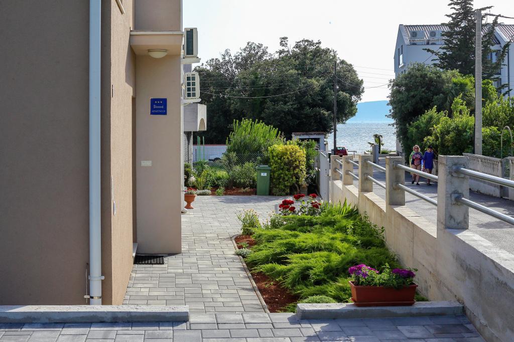 Apartmani L&V – fotografija 1