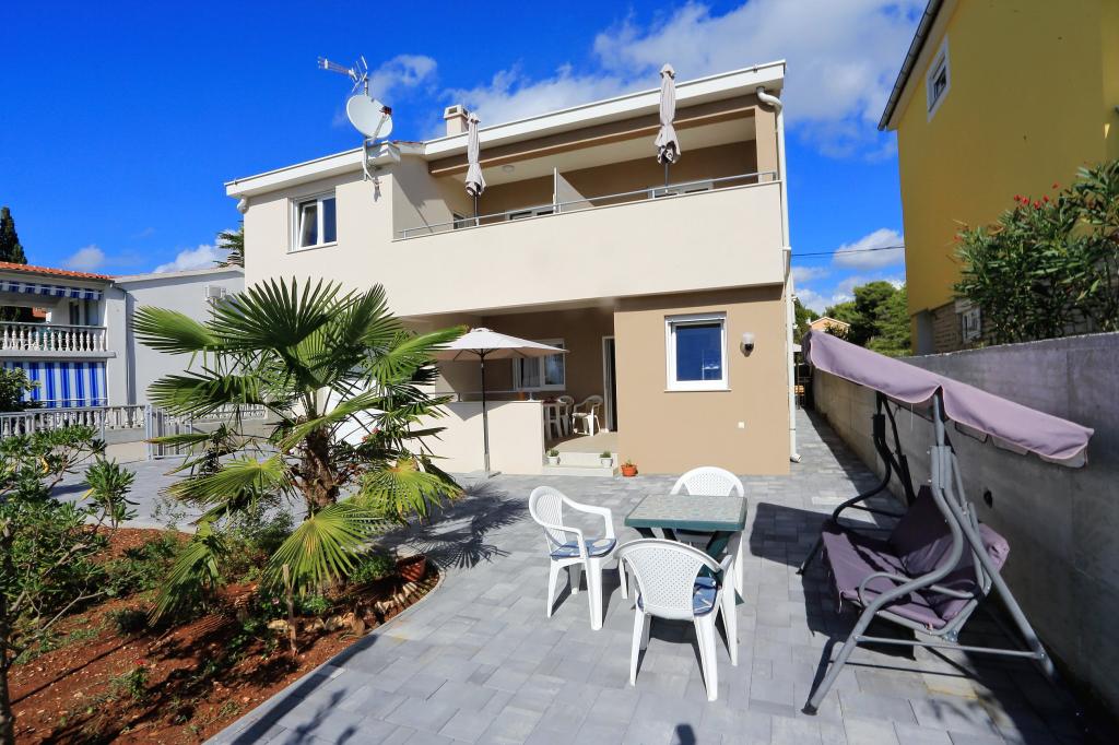 Apartmani L&V – fotografija 4