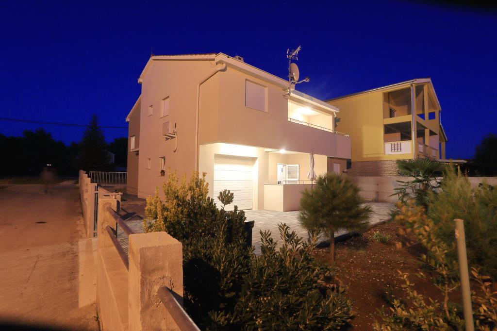 Apartmani L&V – fotografija 5