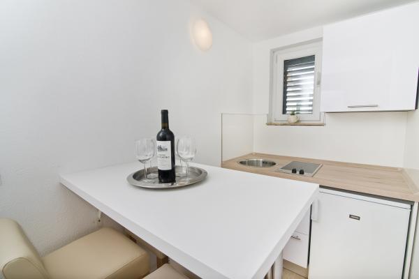 Apartmani Daniela – fotografija 5