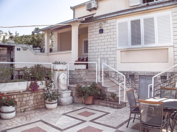 Apartmani Tica – fotografija 3