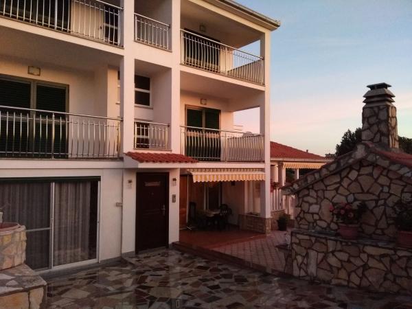 Apartmani Karen – fotografija 4