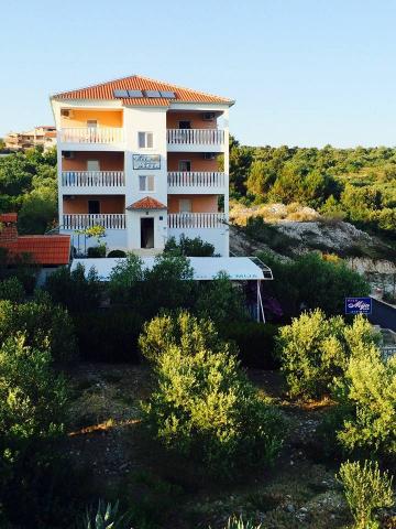 Apartmani Vila Mija – fotografija 1