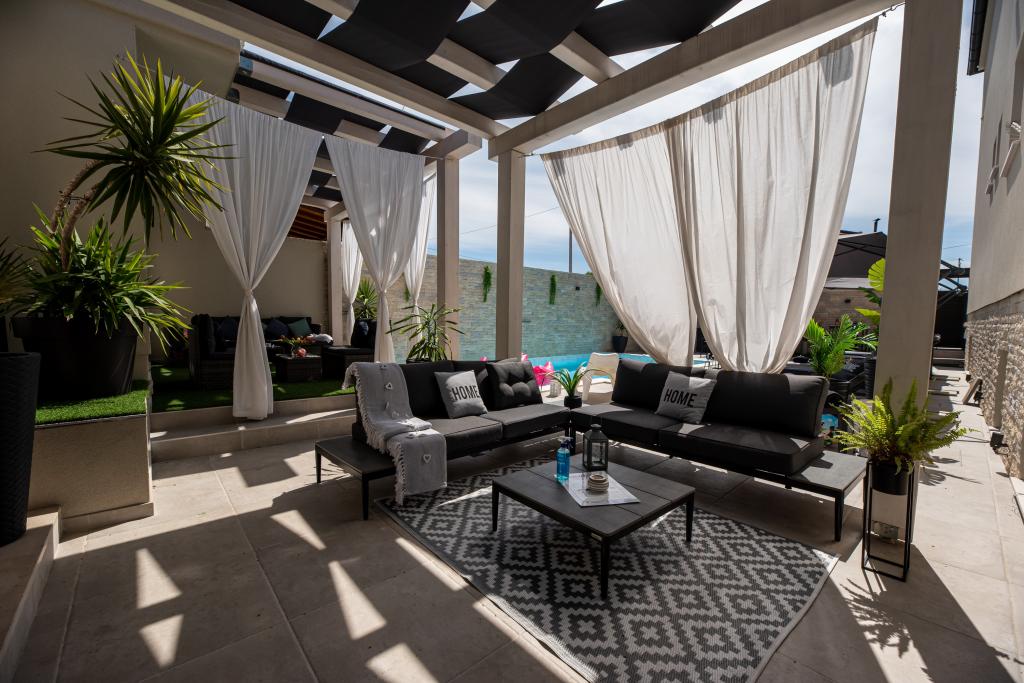 Apartmani Tyra Delux – fotografija 4