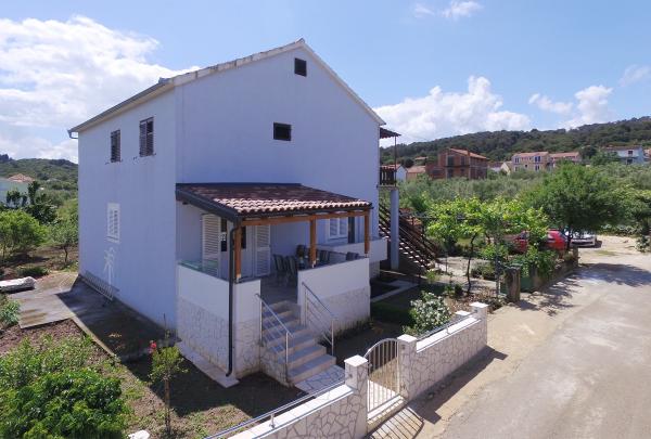 Apartman Holidays – fotografija 3