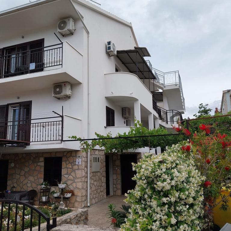 Apartmani Zlata – fotografija 1