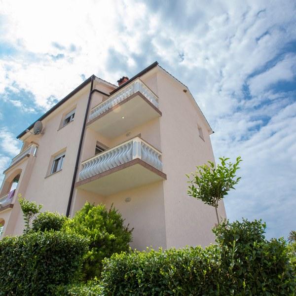 Apartmani Julija & Damir – fotografija 1
