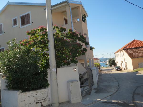 Apartmani Milena Eškinja – fotografija 4