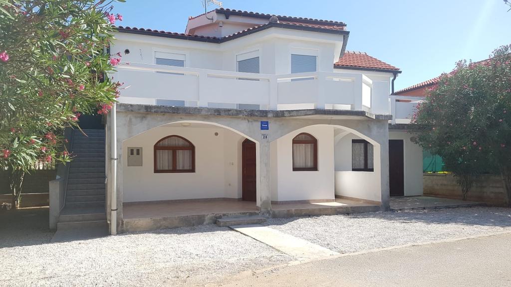 Apartmani Tona – fotografija 2