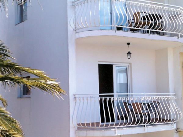 Apartmani Dora – fotografija 4