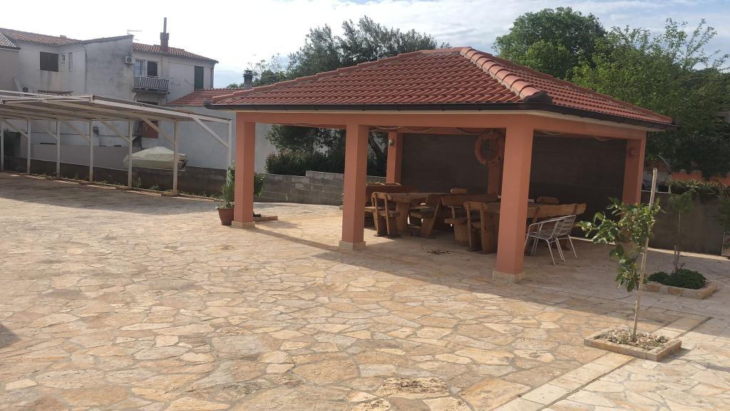 Apartmani Dennis – fotografija 4