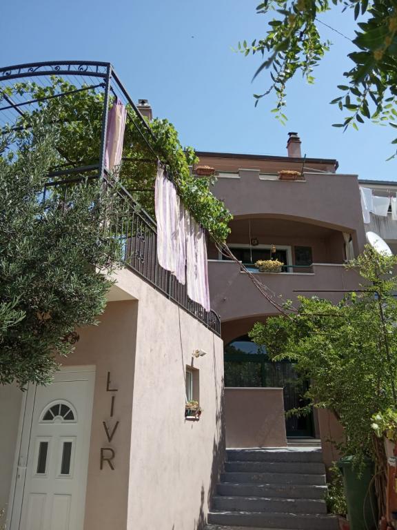 Apartmani Livr – fotografija 3