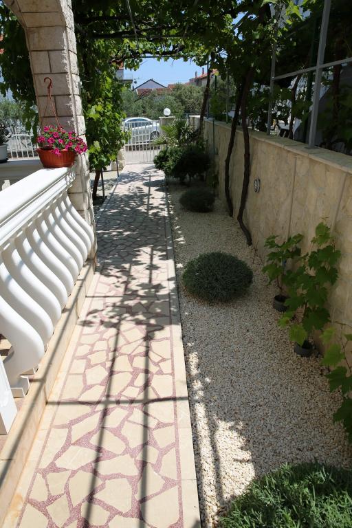 Apartmani Oliver – fotografija 5