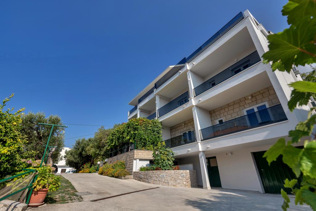 Apartmani Čobrnić – fotografija 3