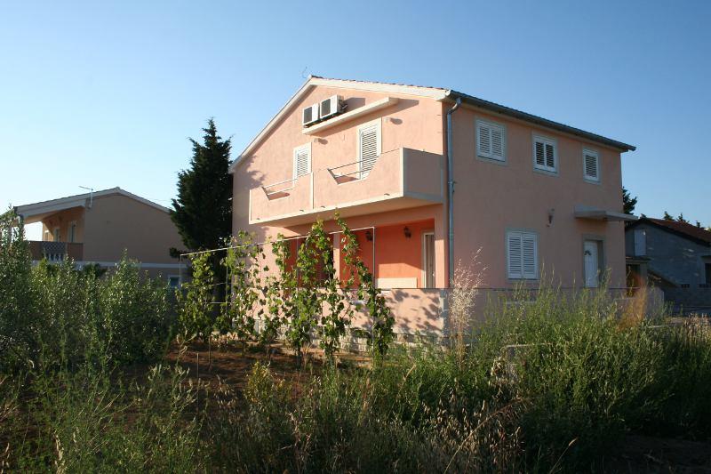 Apartmani Toni – fotografija 2
